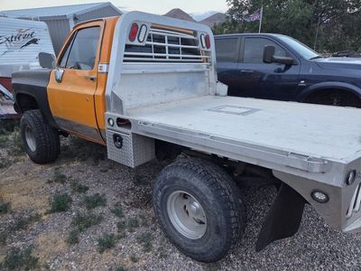Chevrolet C/K 1500 Flatbed Truck - Vintage Orange with Aluminum Flatbed, 4x4