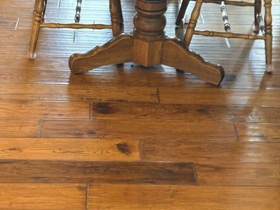Richardson dinner table hand made like new seats 12 6 chairs extra extension store in table