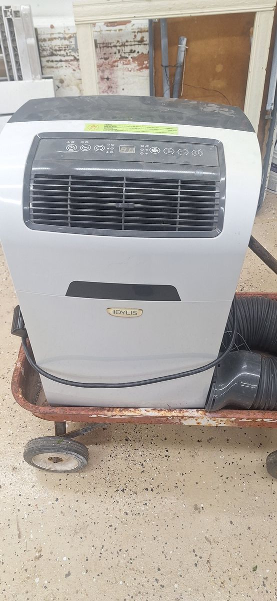 Idylis floor air conditioner