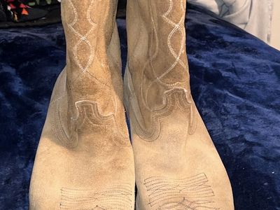 Women's Tan Suede Western Cowboy Boots with Embroidery - Size 8.5