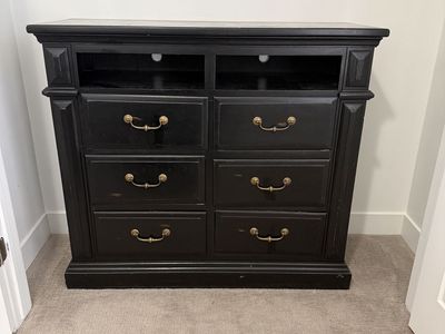 Dresser - 6 Drawers