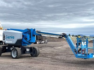 2017 Genie Z62/40 Articulating Boom Lift