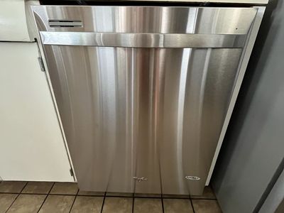 Whirlpool dishwasher