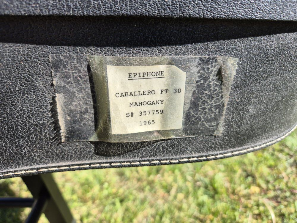 1965 Epiphone Caballero FT30 case