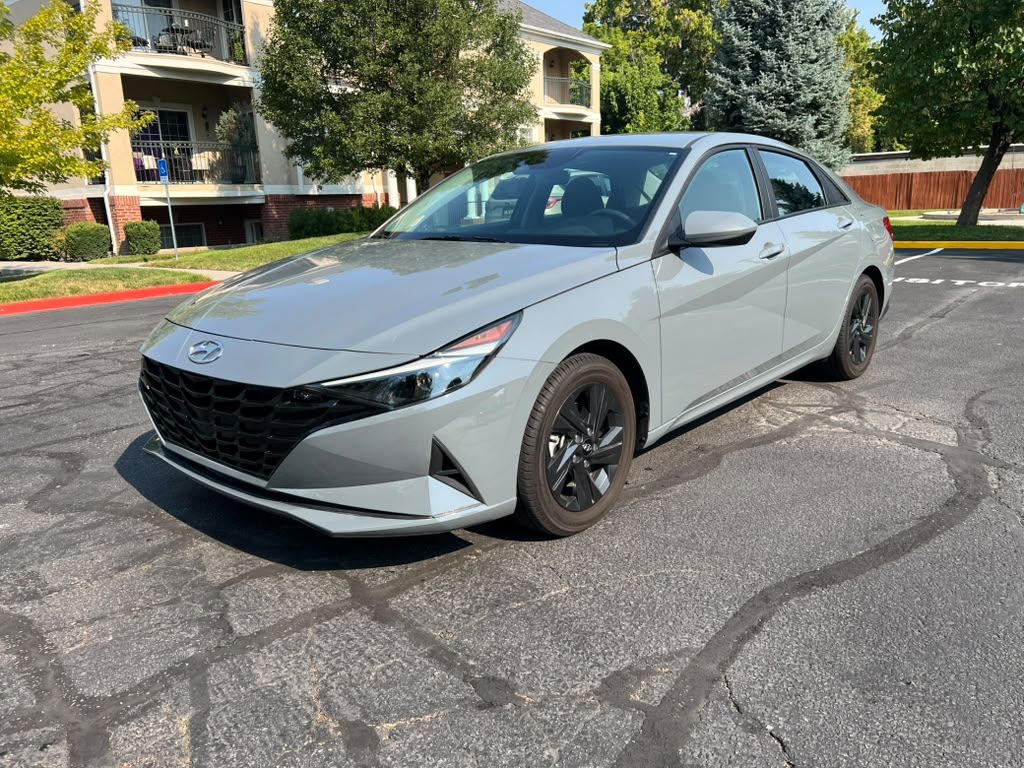 2022 Hyundai Elantra SEL