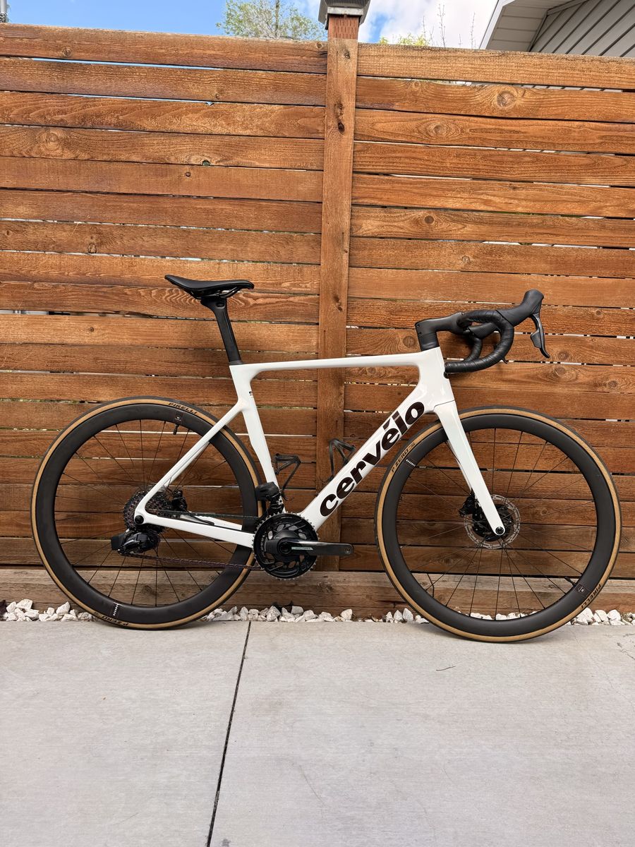 Cervelo Soloist SRAM Force 56cm Reserve wheels