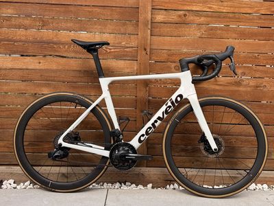 Cervelo Soloist SRAM Force 56cm Reserve wheels