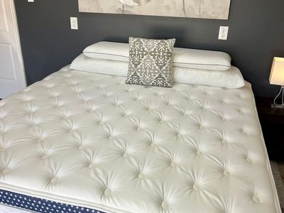 California King Mattress, Winkbed, Excellent Condition, Inner Spring