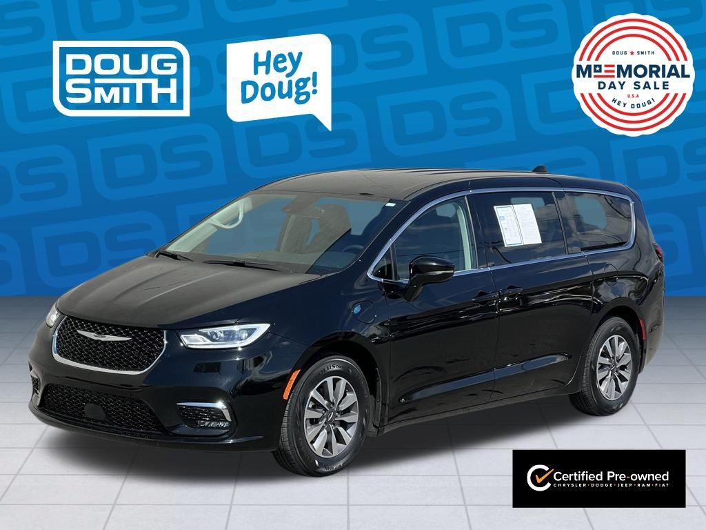 2024 Chrysler Pacifica Plug-In Hybrid Select