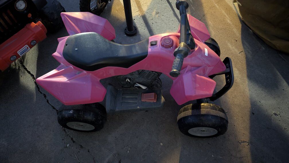 powerwheels 4 Wheeler ATV