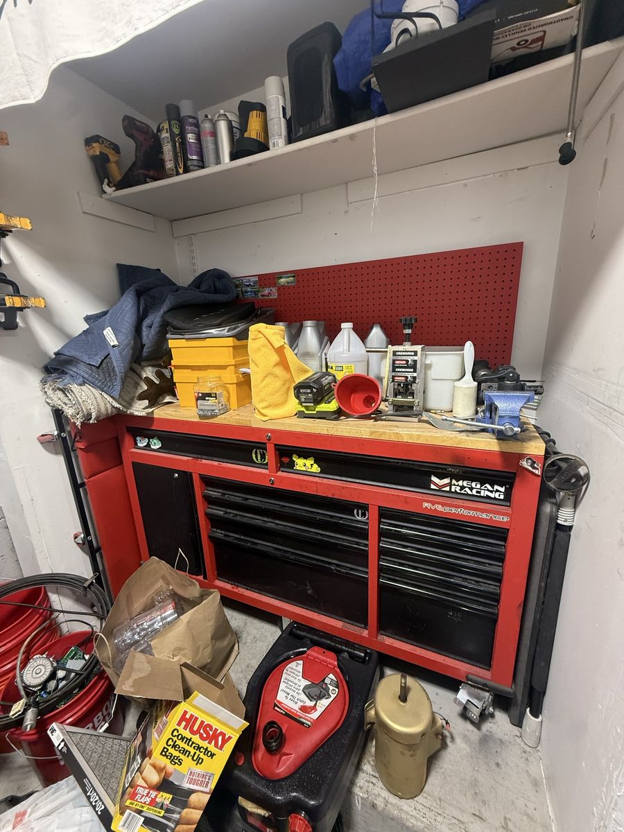 Milwaukee 61" Mobile Work Bench