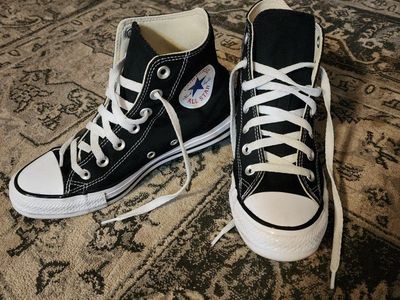 Converse Chuck Taylor All Star High Top Black Men's 4.5 Women's 6.5