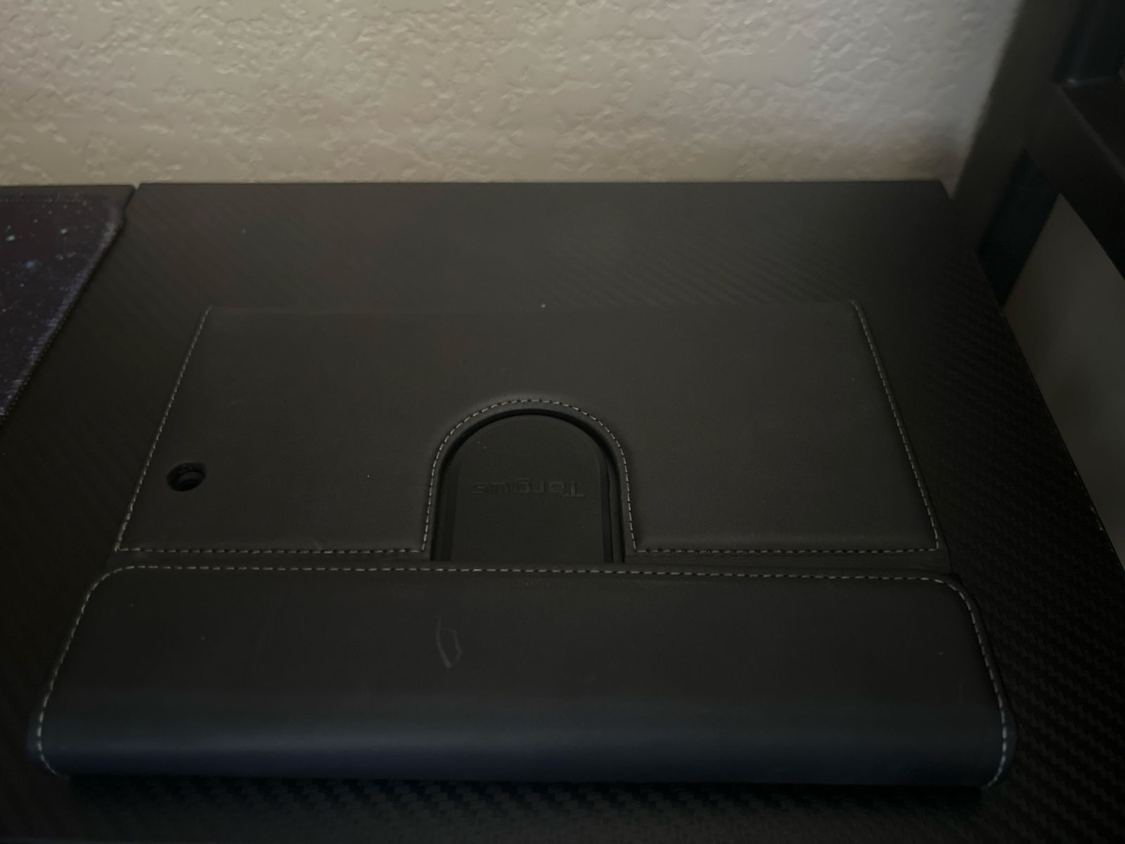 Main image 4