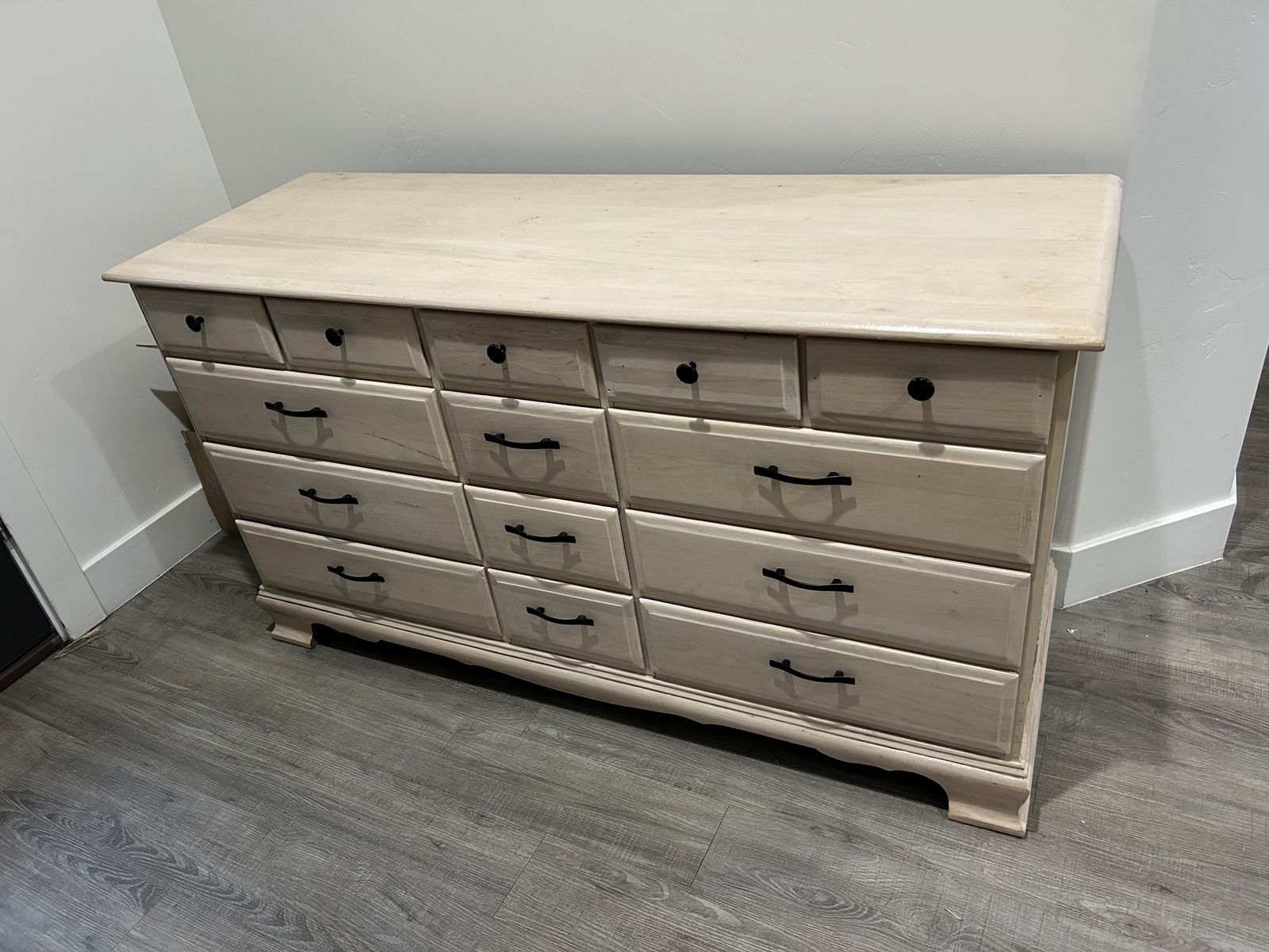 Solid Wood Dresser – Refinished / Natural Finish