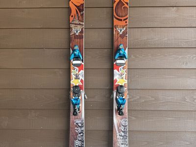 Blizzard Chocise Skis-177cm W/ Solomon Bindings