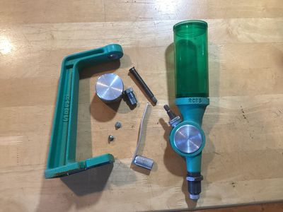 RCBS Uniflow powder measure and stand