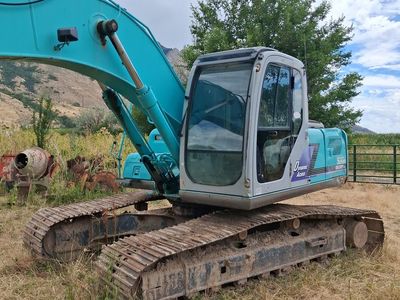 Kobelko Trackhoe