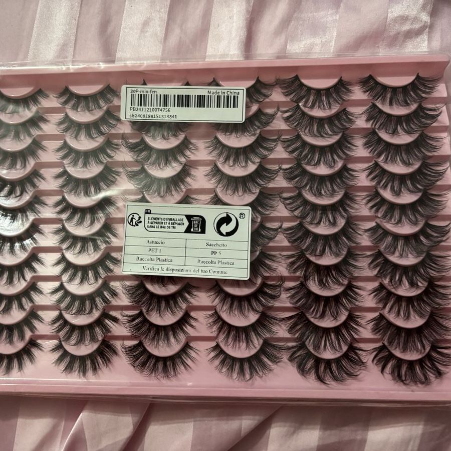 Fluffy Fake Eyelashes