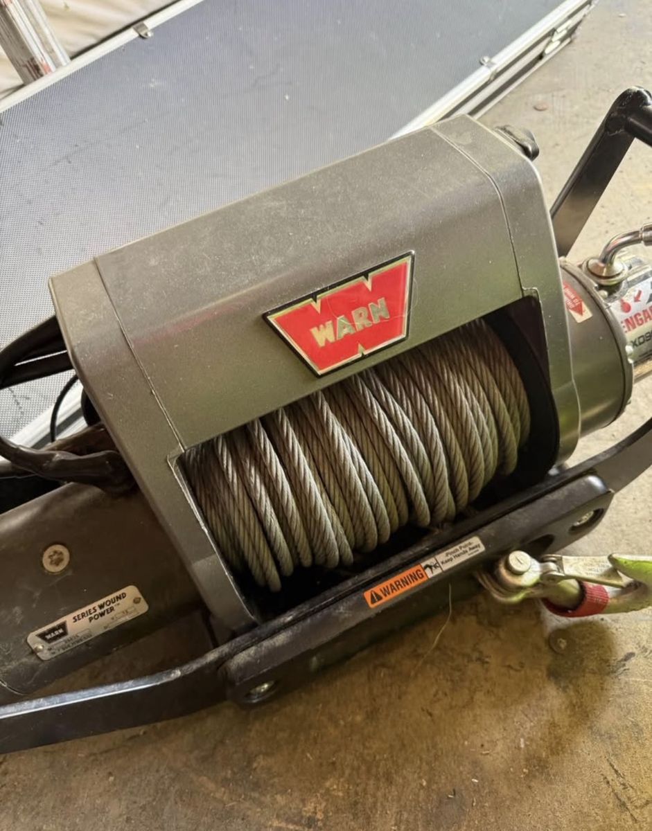 Truck winch Warn XD9000i