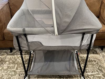 Adjustable Bassinet
