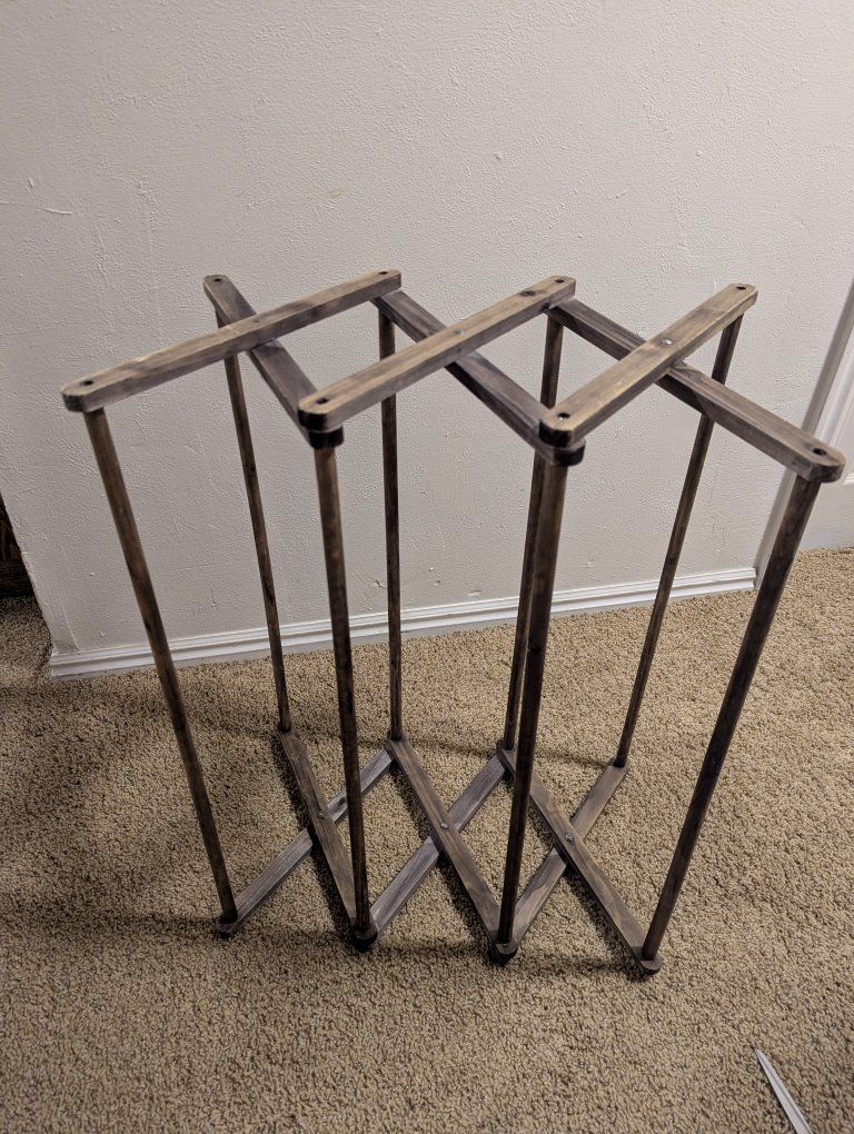expanding wooden rack - vintage