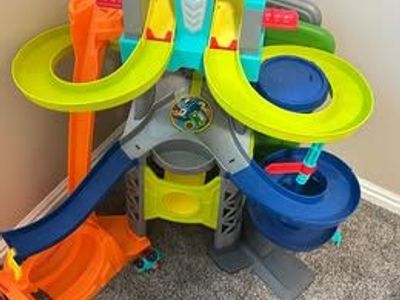 Fisher Price Launch and Loop Raceway