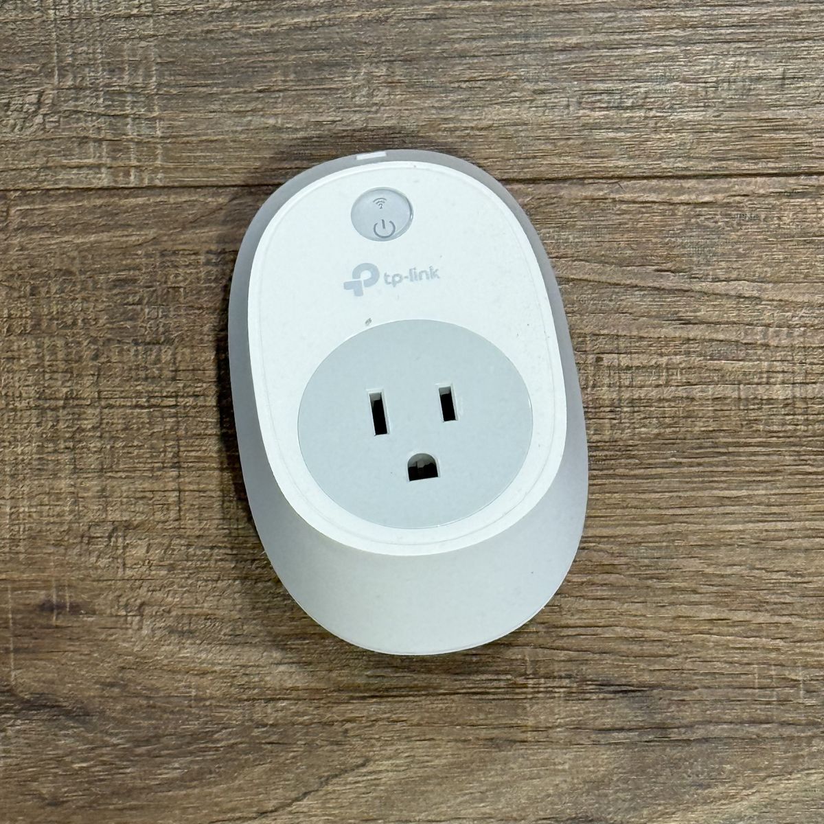 TP-Link WiFi Smart Plug Model HS100