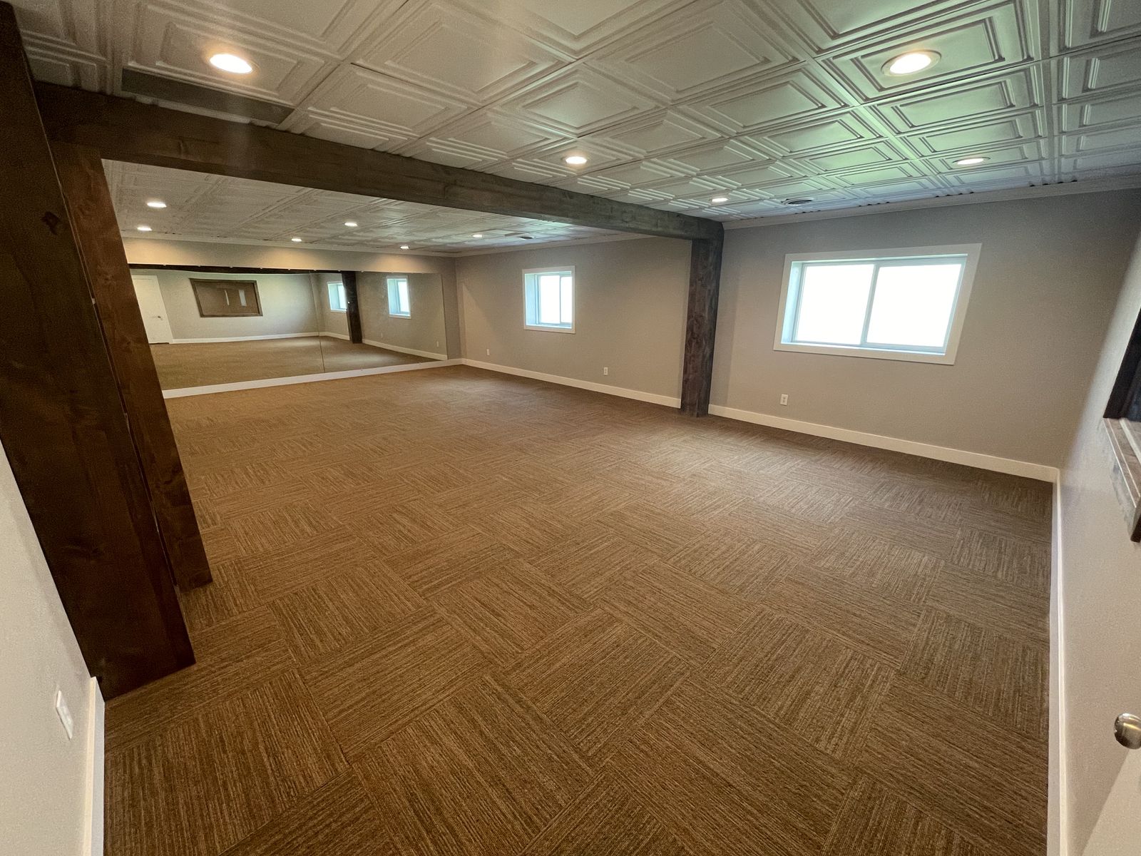 964 Sq Ft. Professional Commercial / Office Space for Lease - Suite 119