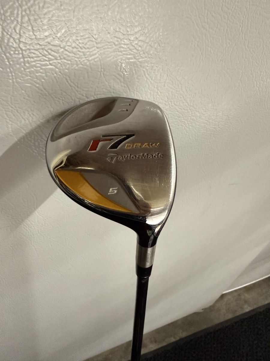 TaylorMade r7 Draw 5 Wood - Right Handed Golf Club