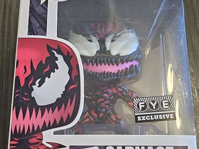 Funko Pop! Marvel Venom Carnage #372 FYE Exclusive Bobble-Head Figure New