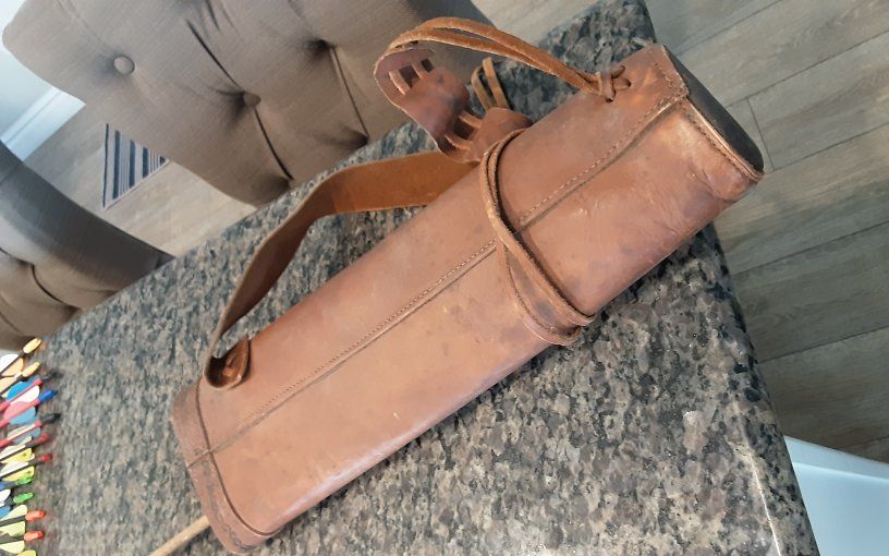 leather quiver