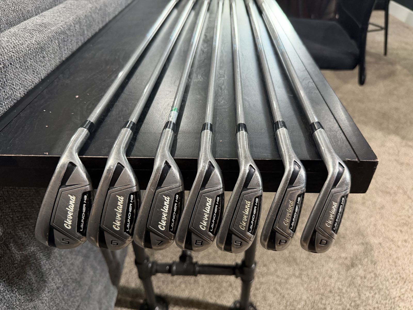Cleveland Launcher HB Irons Set 5-PW + DW - Right Handed Women’s Golf Clubs Miyazaki C. Kua 4L graphite shafts Lamkin