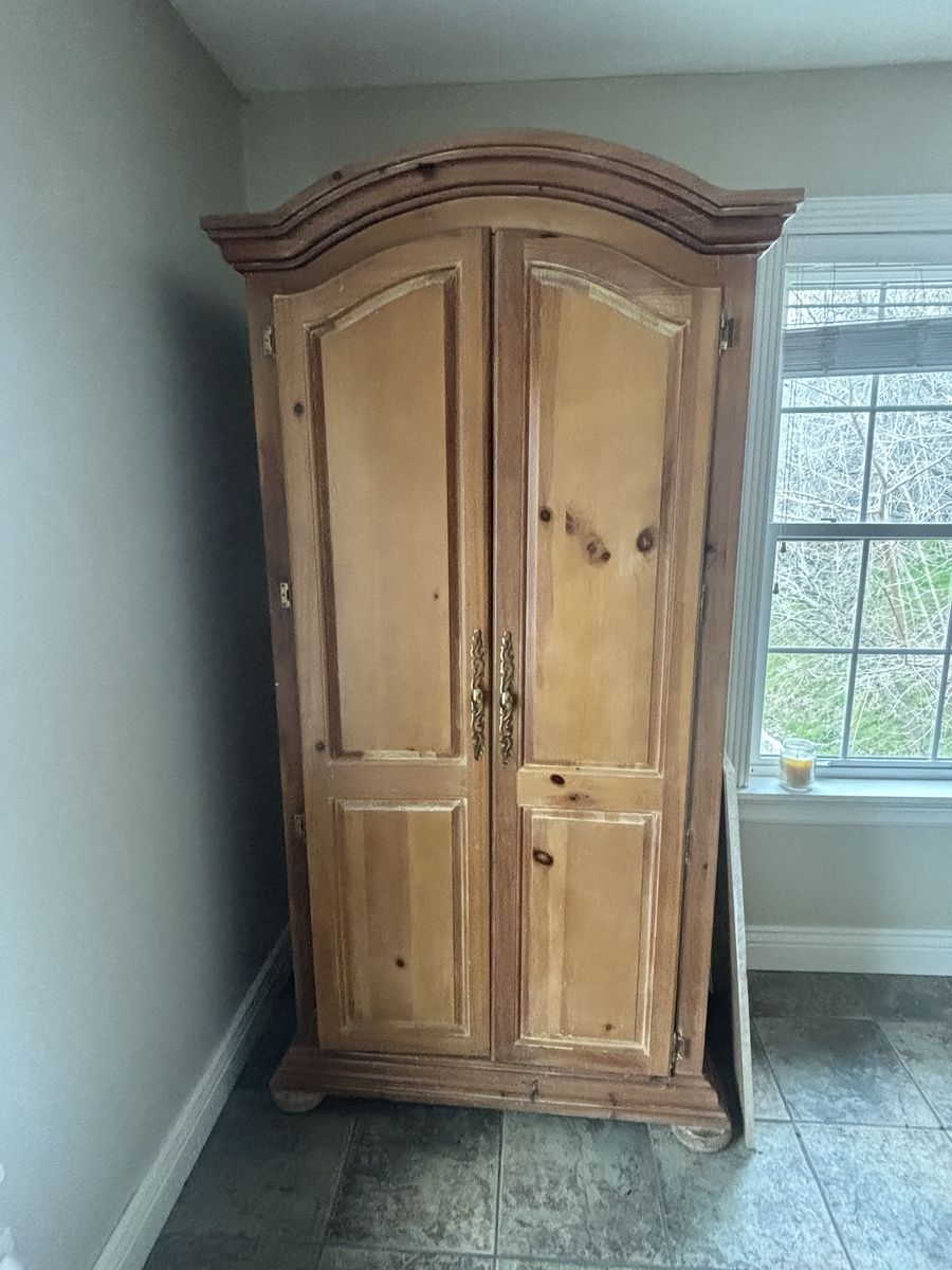 Armoire