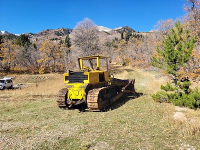 Large, extremely tough, reliable versatile Eimco Dozer that always starts