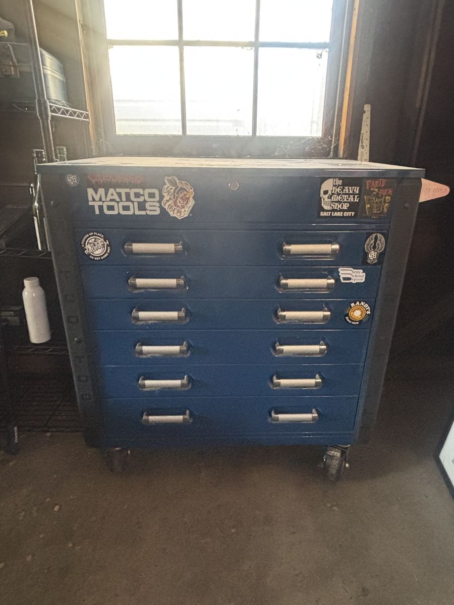 Matco 6 drawer toolbox excellent condition