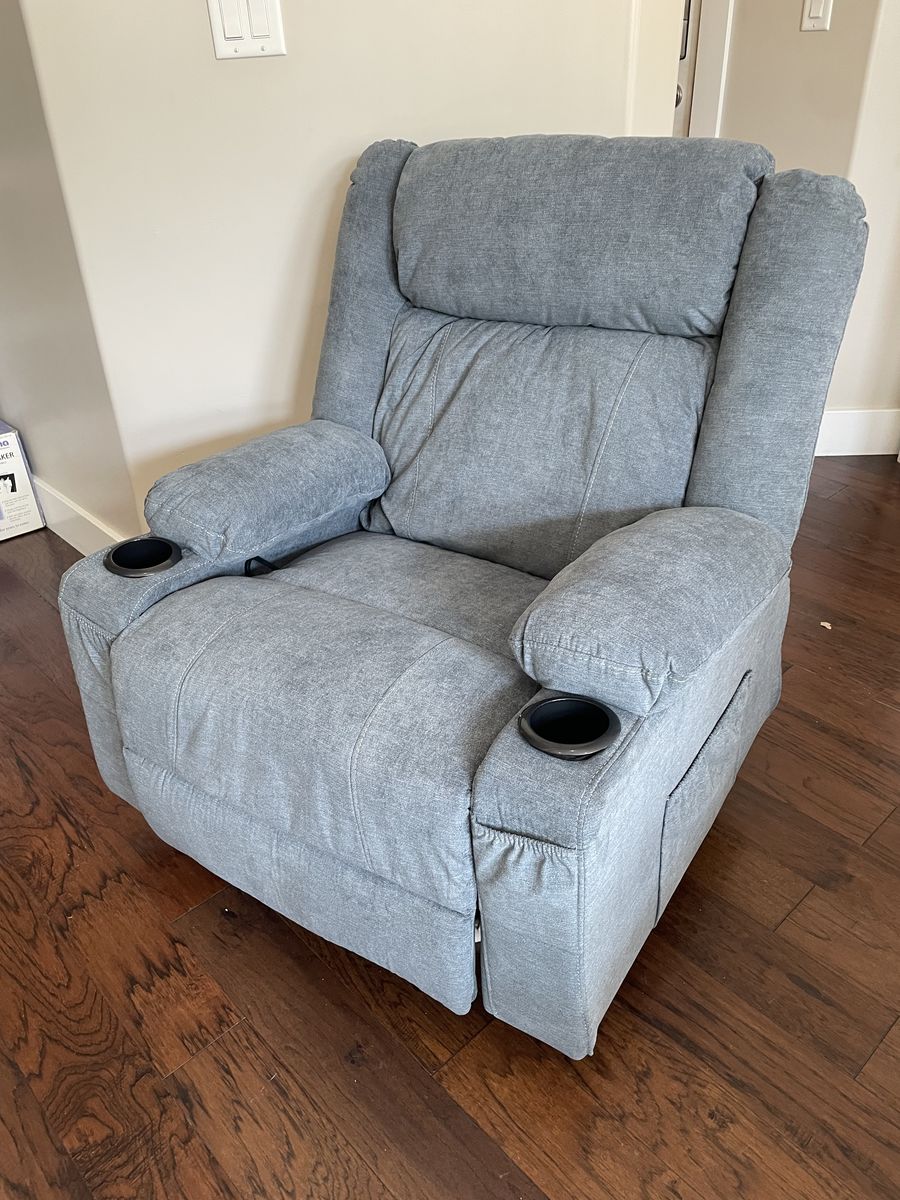 Brand new, Swivel , Rocker Massage, Manual Recliner with Heat, Swivel, Rocker, USB Ports Gray