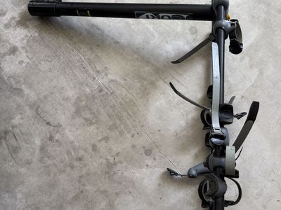 Curt bike rack