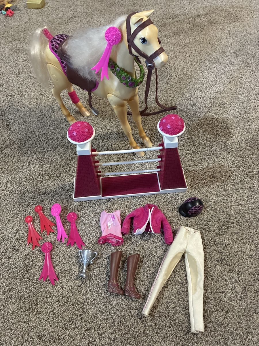 Barbie horse set