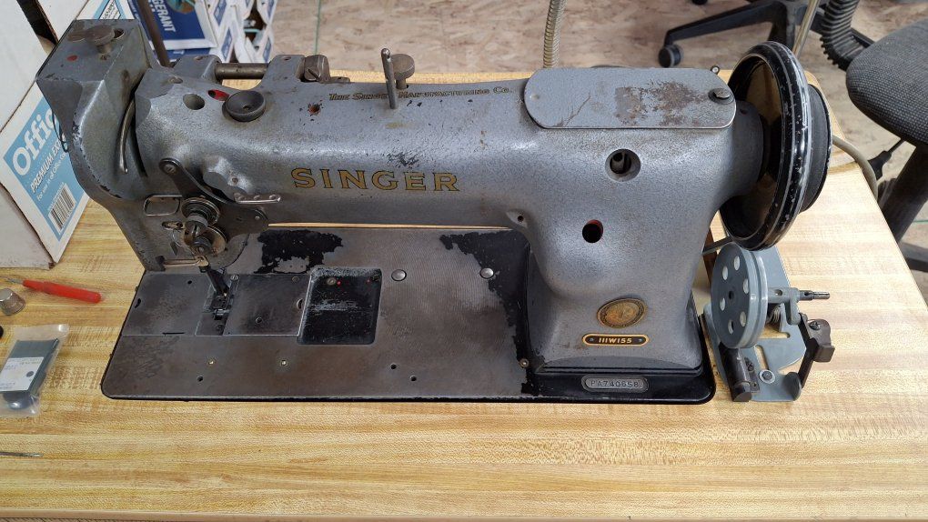 Singer IIIWI55 Sewing machine