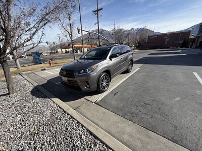 2018 Toyota Highlander SE
