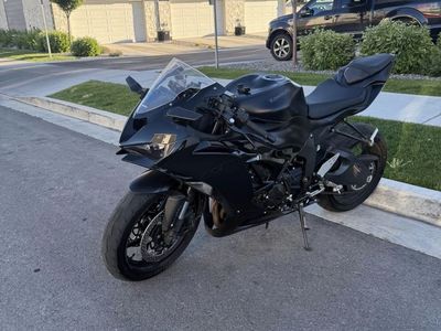 Kawasaki Ninja ZX-6R Sportbike, All Black