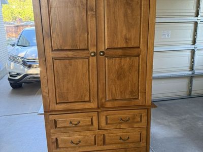 Armoire