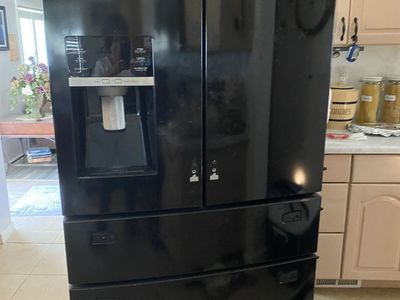 Refrigerator/Freezer