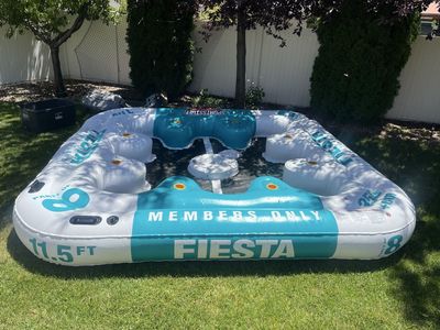 Sportsstuff Fiesta Island Inflatable Raft, 11.5ft Floating Lounge for 8 People