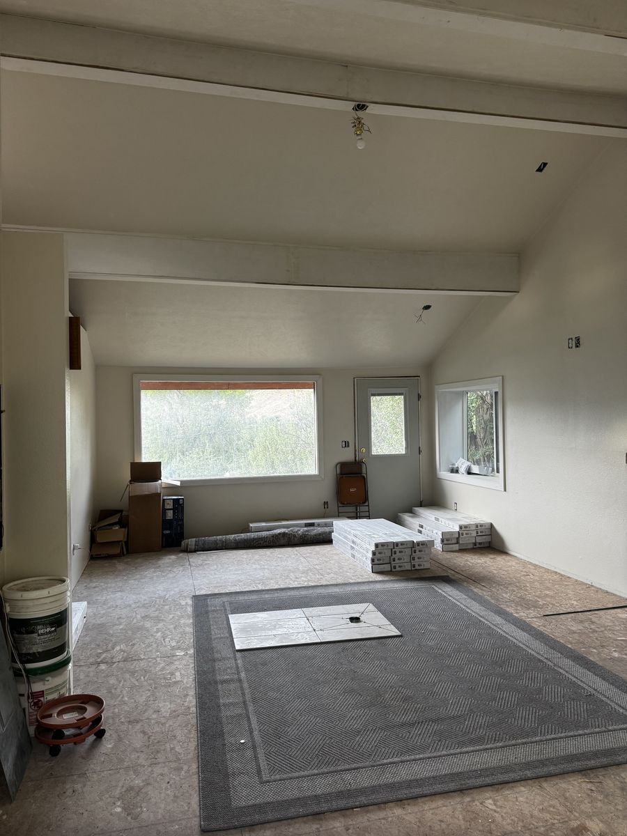 Main image 7