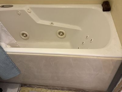 Soaking Tub -Free