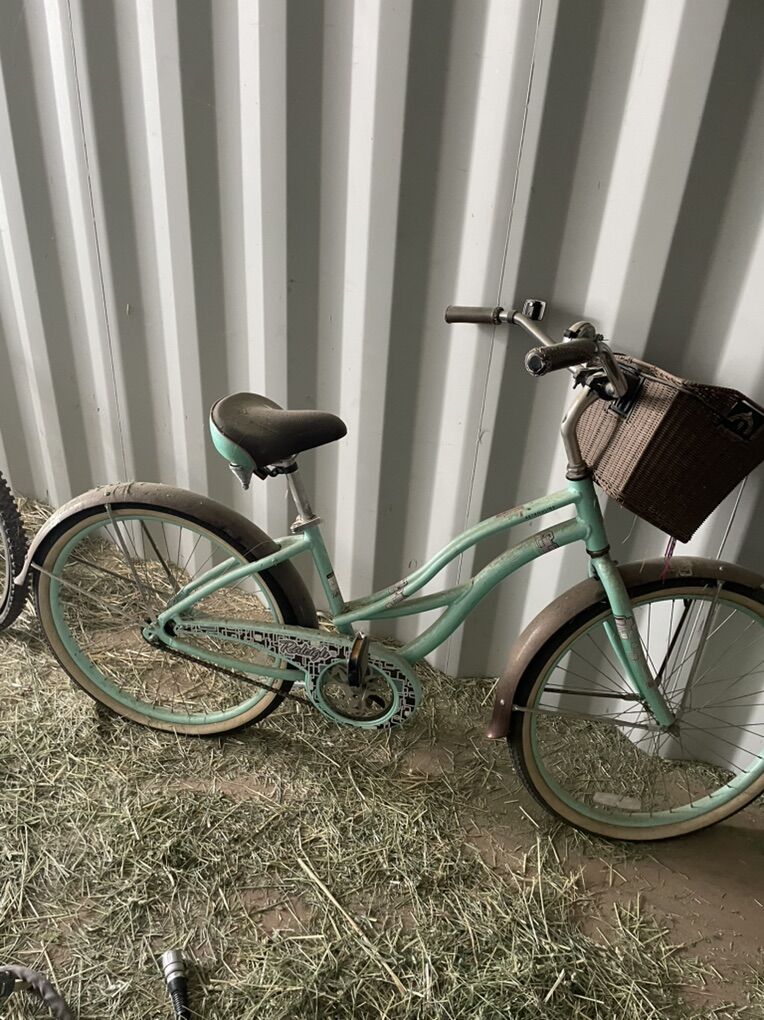 Specialized, Cruiser Bikes, Hot Rock