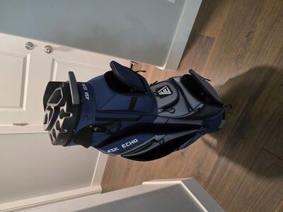 Ask Echo Cart Bag/Irons