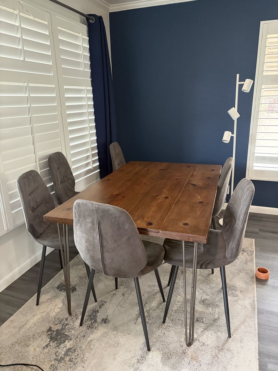 dining table with chairs