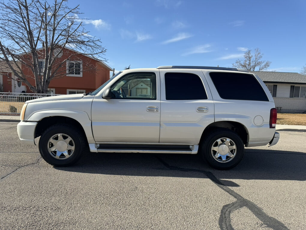 2005 CADILLAC ESCALADE